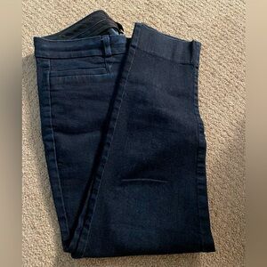 Banana Republic Woman’s Size 4P Sloan Crop Denim.